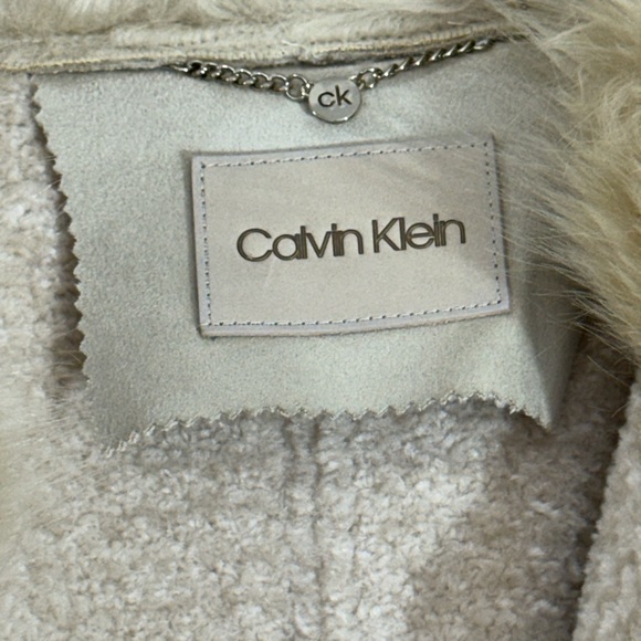 Calvin Klein Cream Coat Jacket with Faux Fur Collar NWOT - Picture 4 of 9
